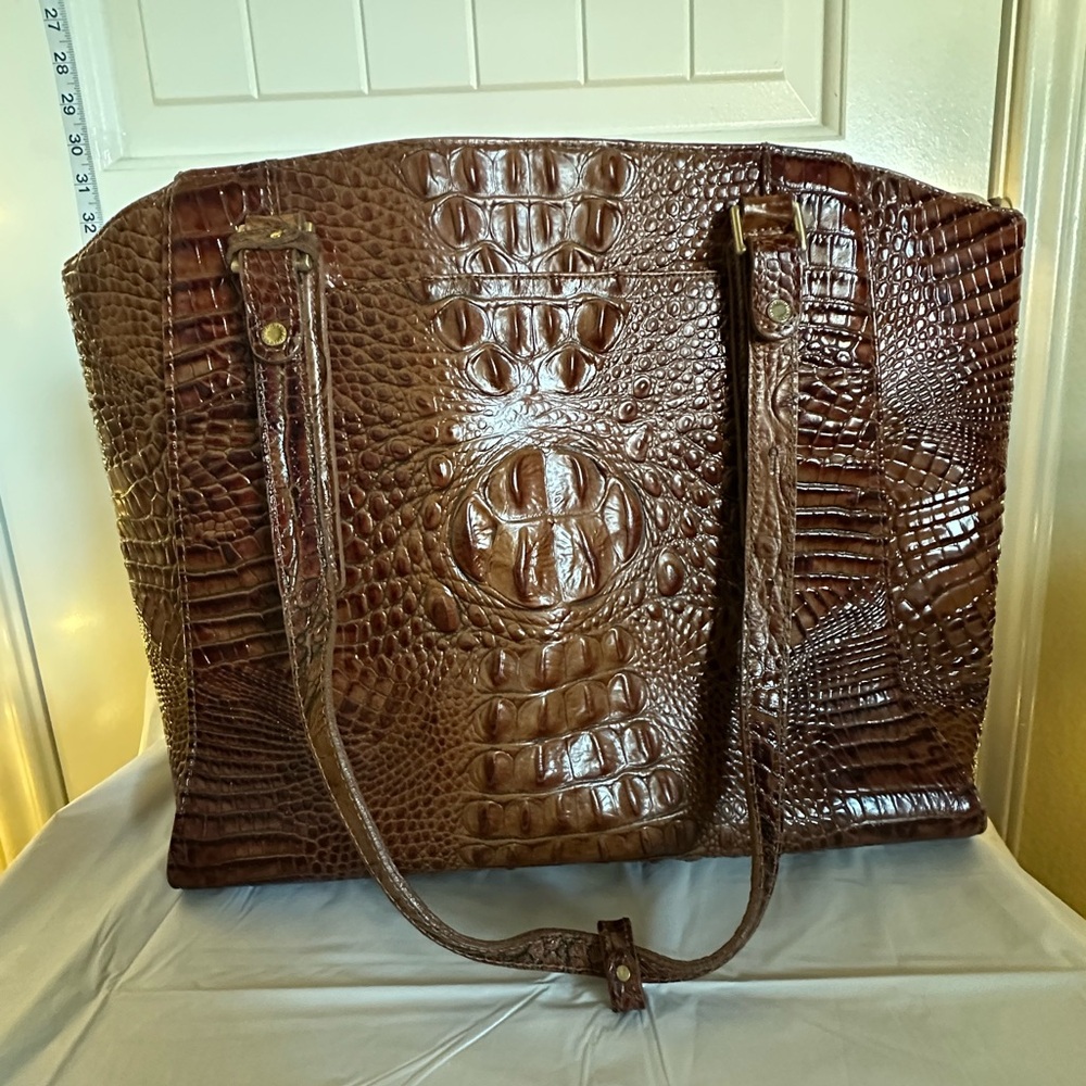 Elegant Brahmin Crocodile-Embossed Tote Bag